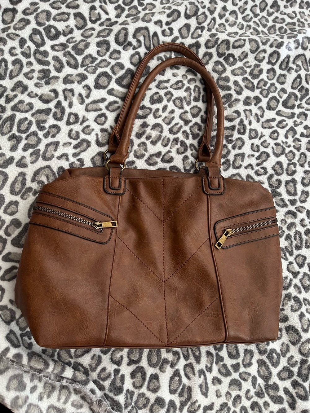Classic Brown Shoulder Tote Bag with Dual Zip Accents